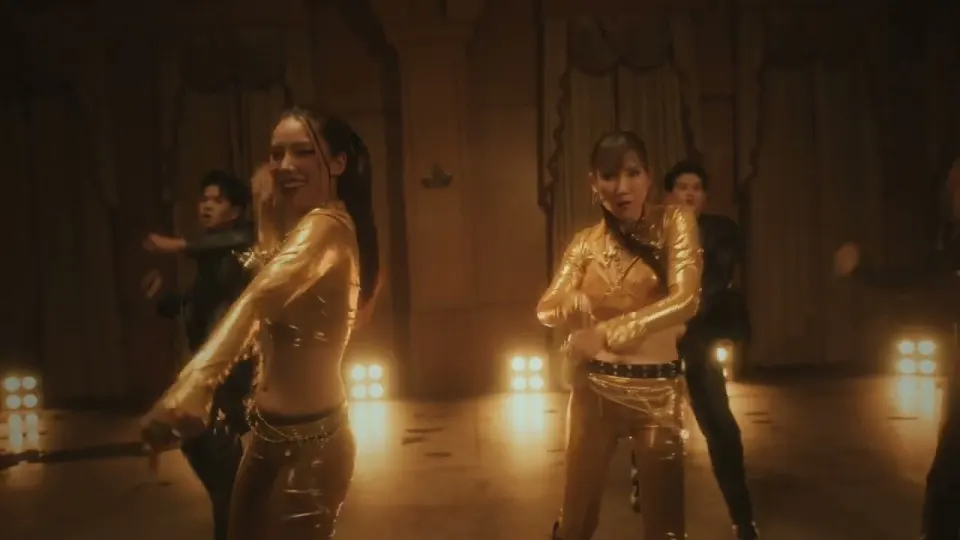 ภาพโปรโมต ทองแท้ แพ้ทองแถม — Dance video